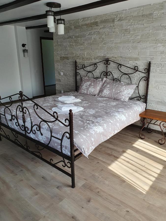Rooms Poienita Slănic-Moldova Exteriér fotografie